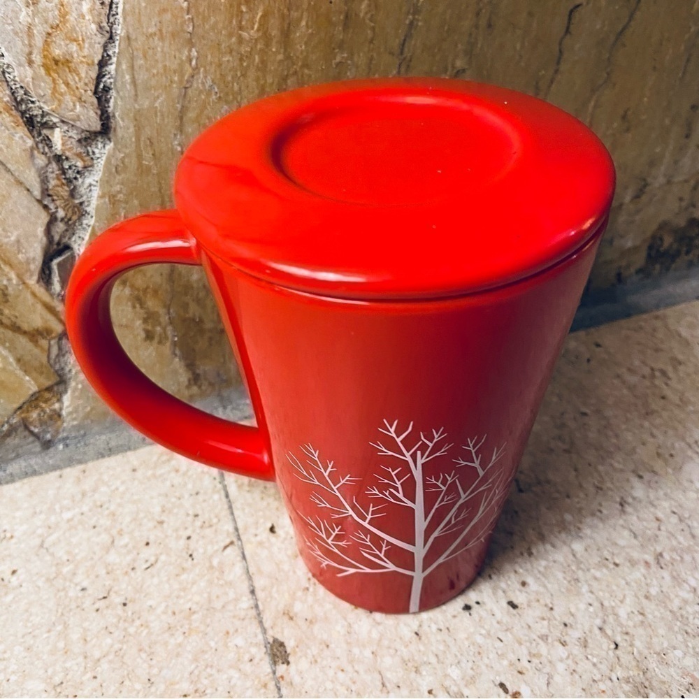 David’s Tea The Perfect Mug Set: Red ceramic mug with white tree design and lid - Picture 8 of 12